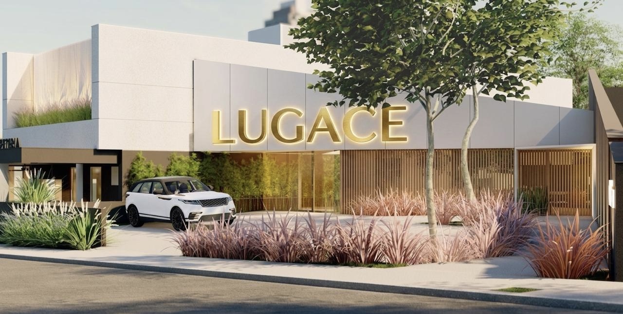 Fachada da sede LUGACE com letreiro dourado